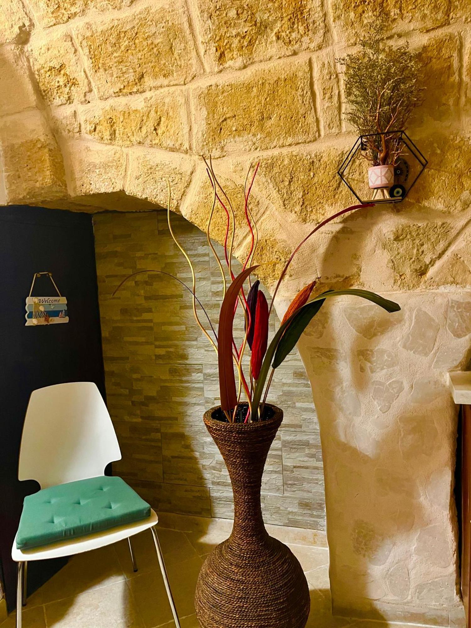 Cattleya Apartment Mola di Bari Bagian luar foto
